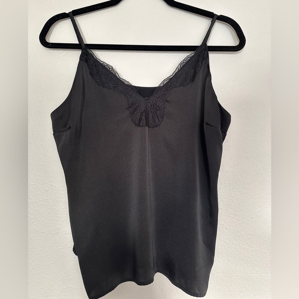 EXPRESS SATIN LACE TRIM V-NECK DOWNTOWN CAMI In BLACK